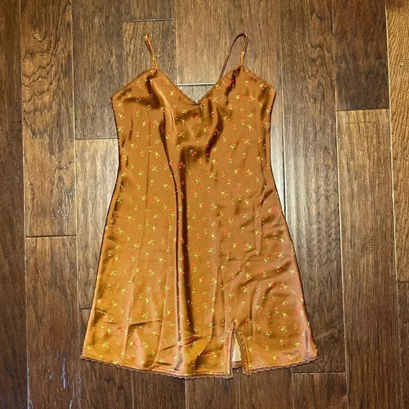 Wild Fable Dainty Lace Trim Cherry Print Slip Dress Y2K - Picture 1 of 11